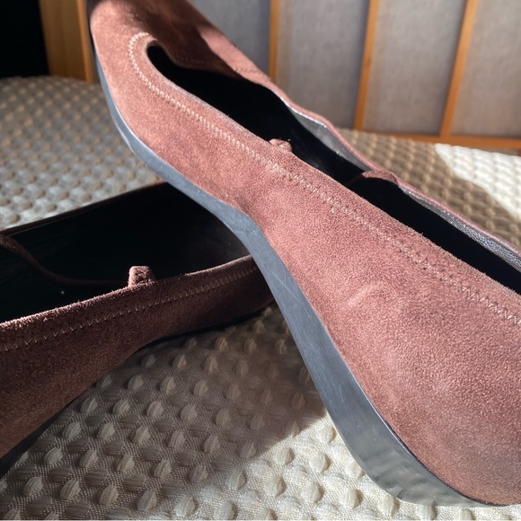 Prada Shoes - Picture 15 of 16